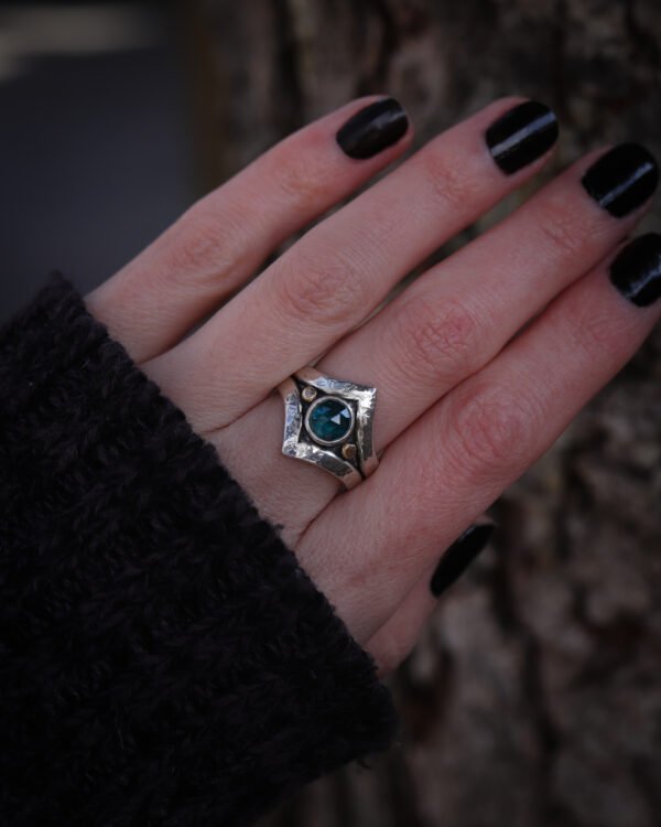 Polaris Ring ✦ Kyanite - Image 3