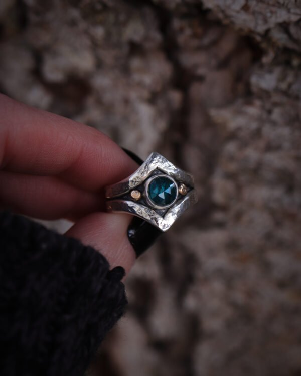 Polaris Ring ✦ Kyanite - Image 2