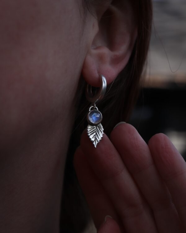 Aelin Hoop Earrings - Image 4