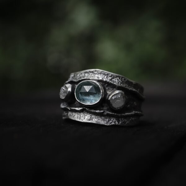 Rift Ring ✦ Aquamarine
