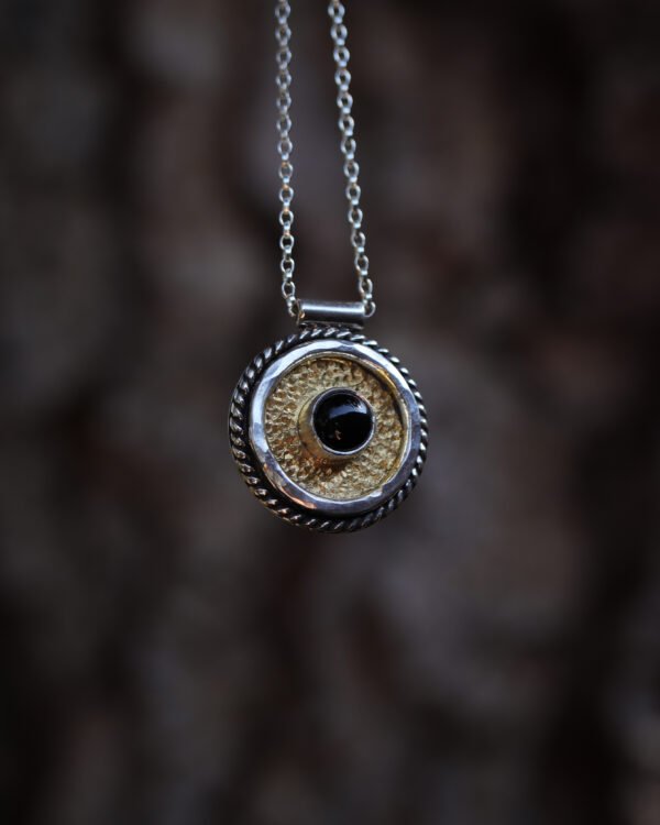 Halo Necklace ✦ Onyx