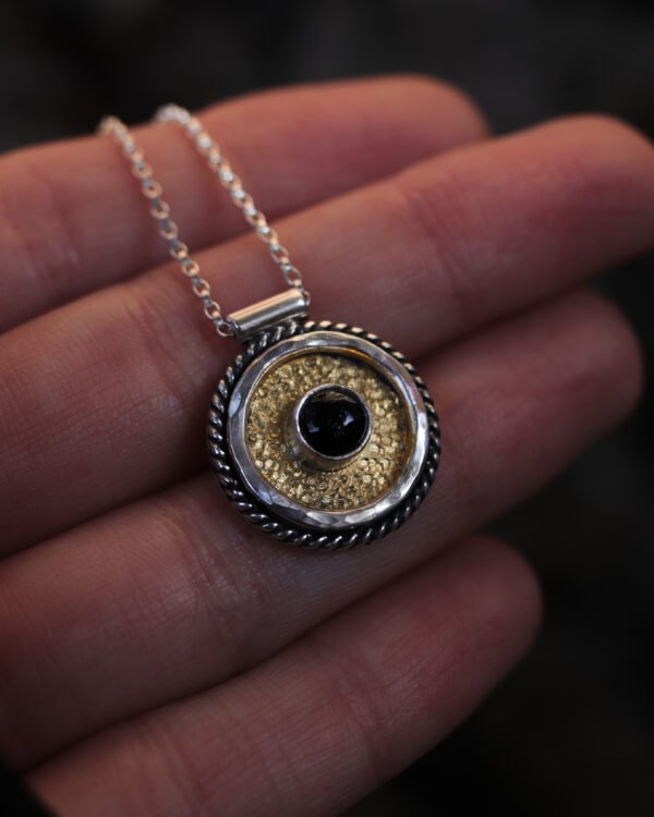 Halo Necklace ✦ Onyx - Image 4