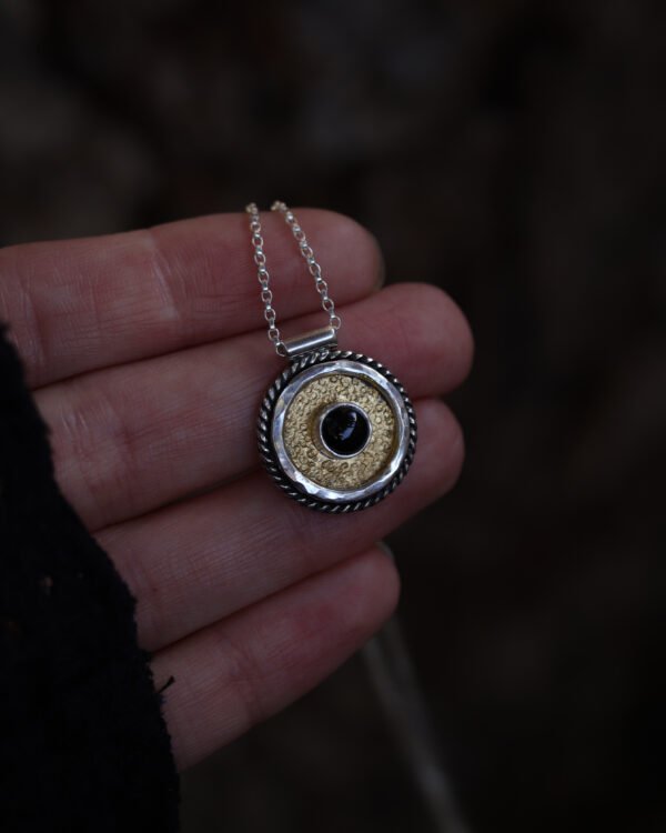 Halo Necklace ✦ Onyx - Image 3